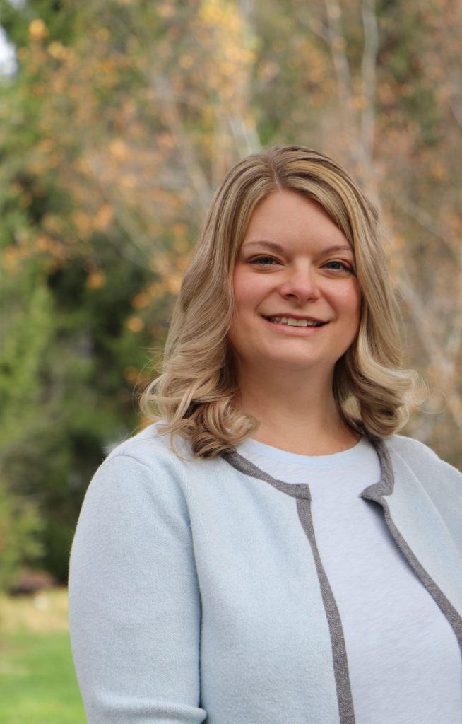 Julie Magister, Interior Designer